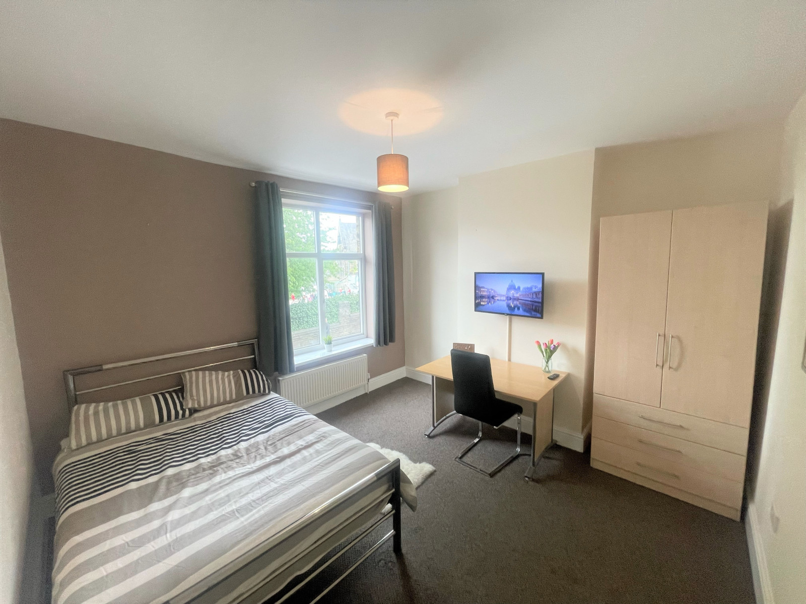 Bedroom 1 at 77A Junction Road Bedroom 1 at 77A Junction Road